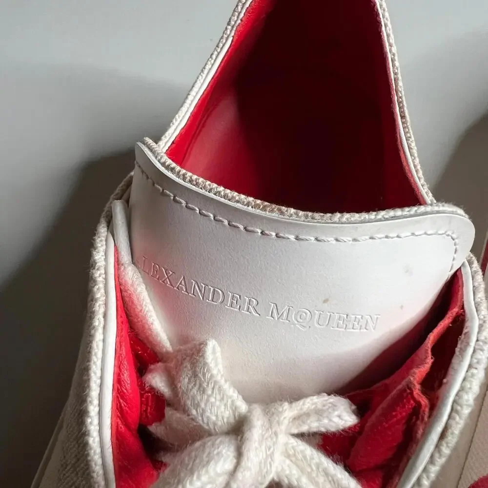Alexander McQueen alexander mcqueen